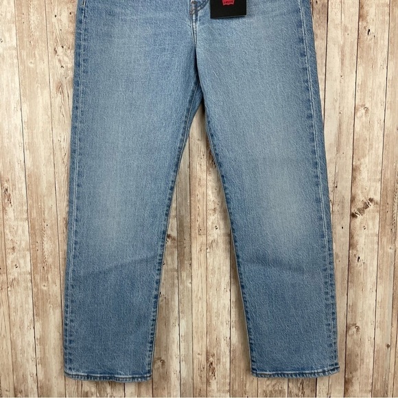 Levi’s Wedgie Straight Denim Medium Wash Jeans Size 28 x 26 IRREGULAR - Picture 4 of 13